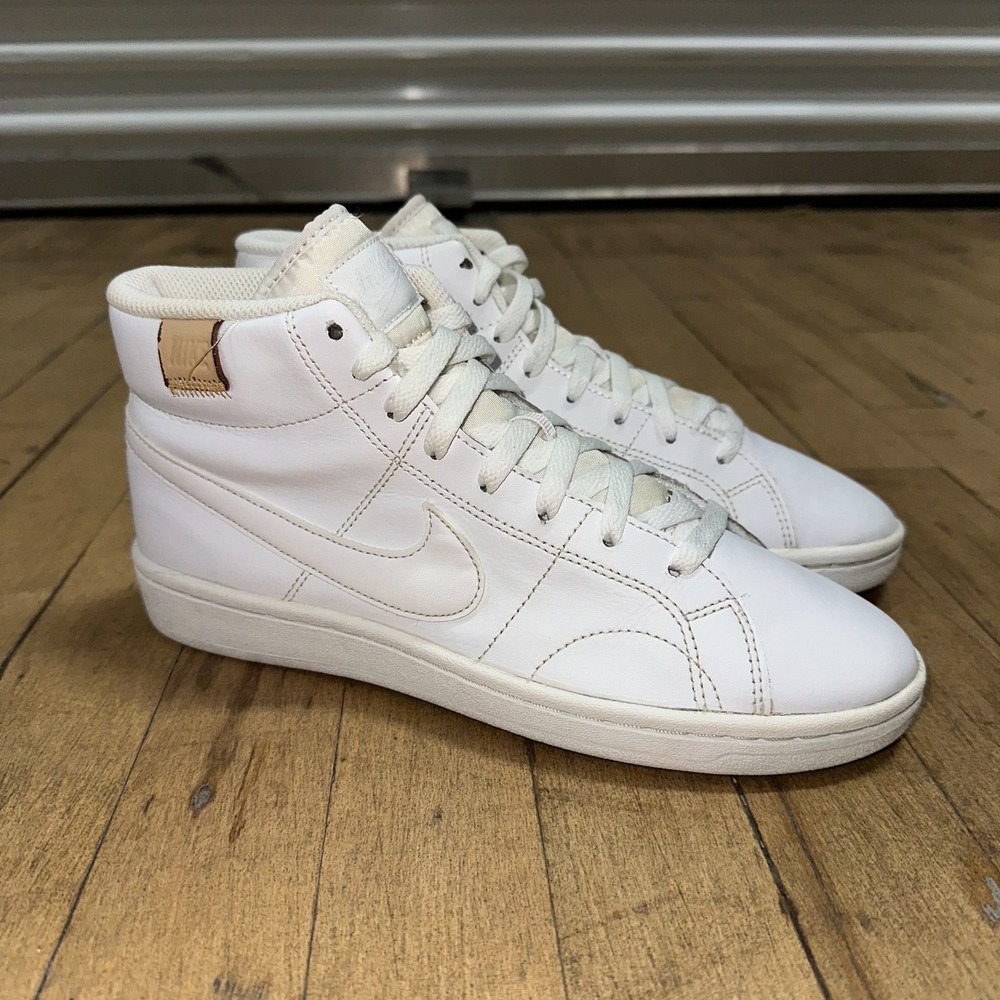 Nike Sneakers Women's Size 8 White Court Royale 2 Mid Top‎ Swoosh Logo Lace Up